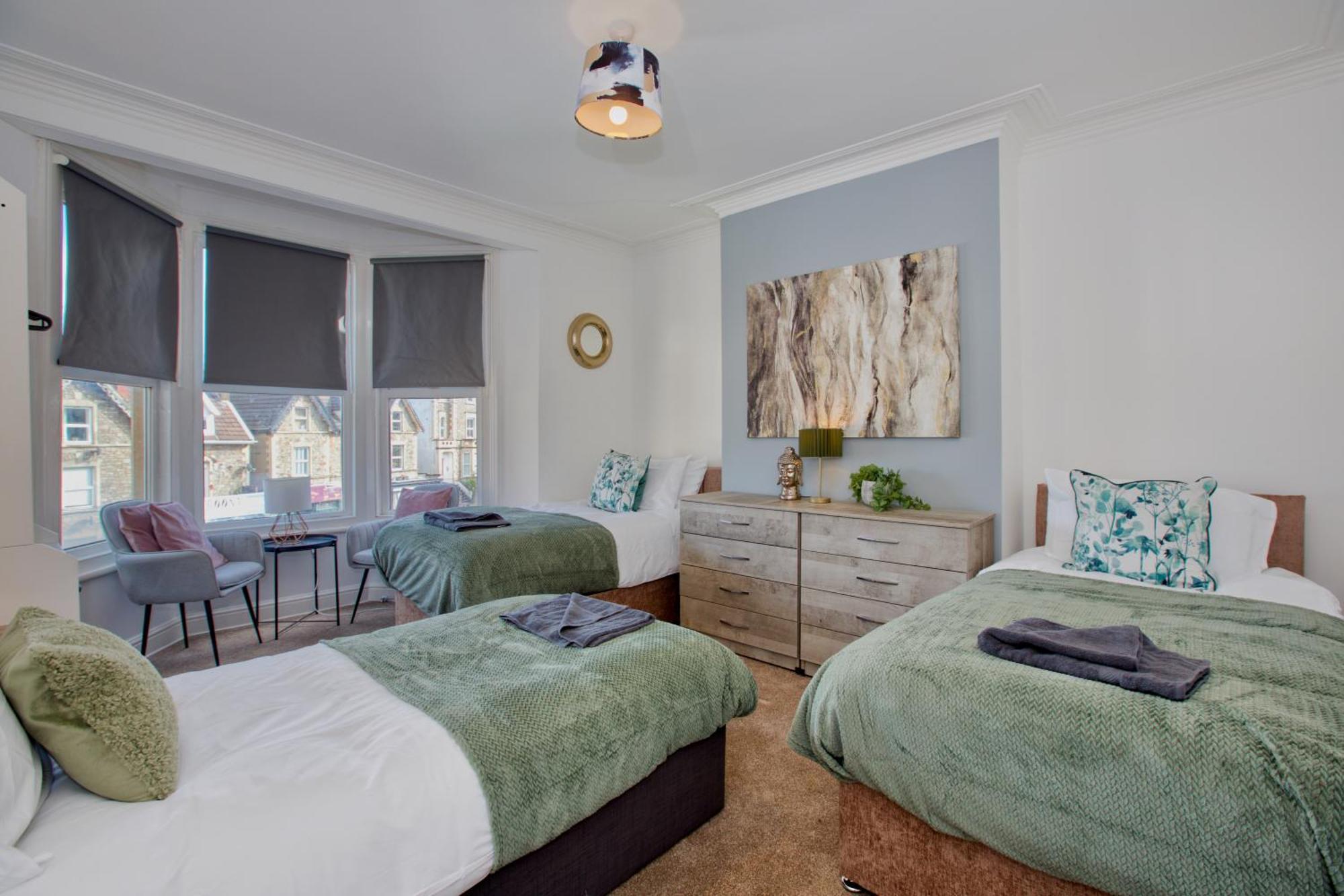 Modern 5-Beds - City Centre - Free Parking - Temple - By Hinkley Homes Short Lets & Serviced Accommodation Bristol Exteriör bild